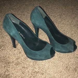 Green suede heels